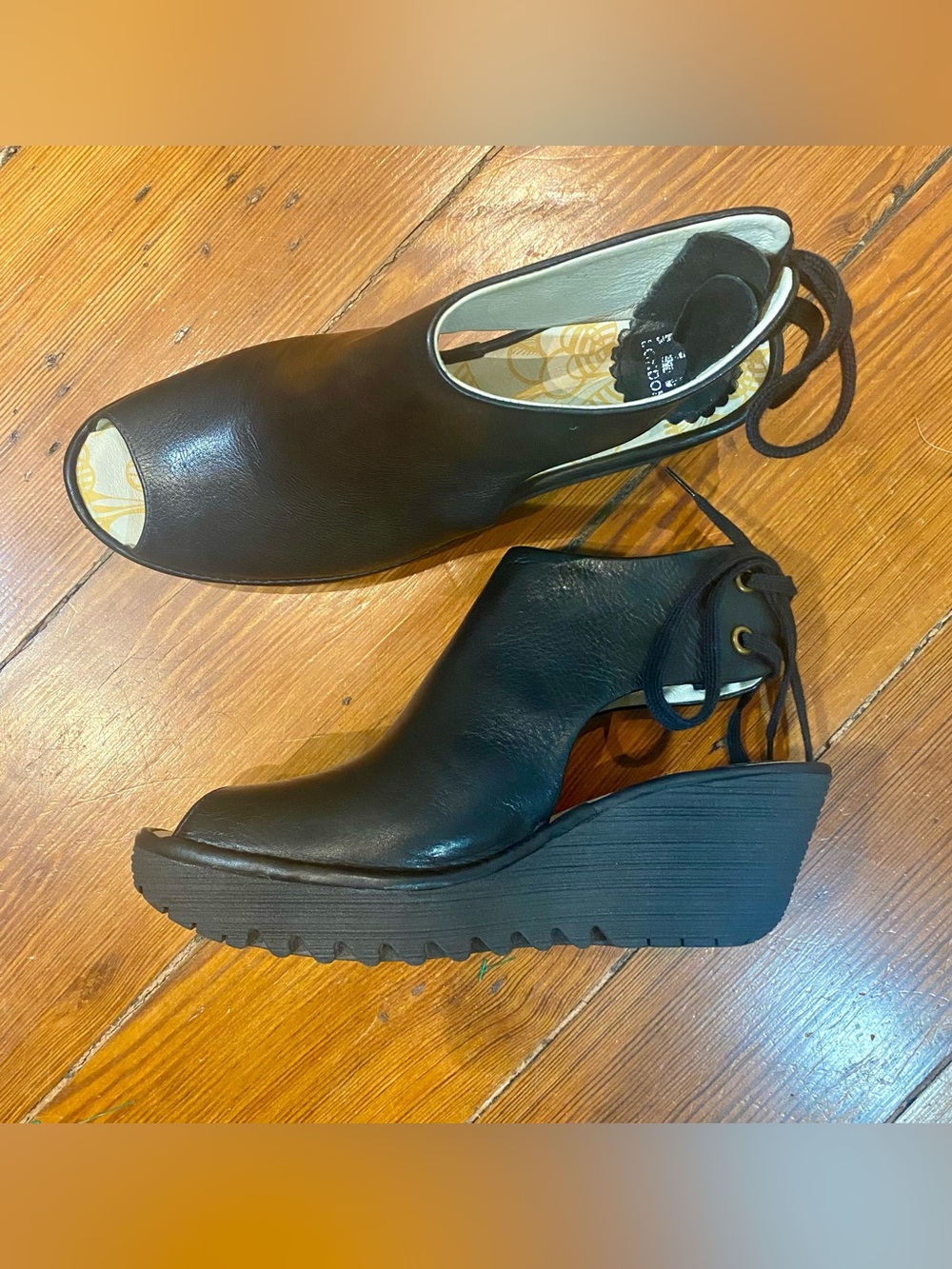 Fly London YUZU Black Leather Peep-Toe Wedge Sandals with Back Tie, EU 37. - Picture 11 of 11